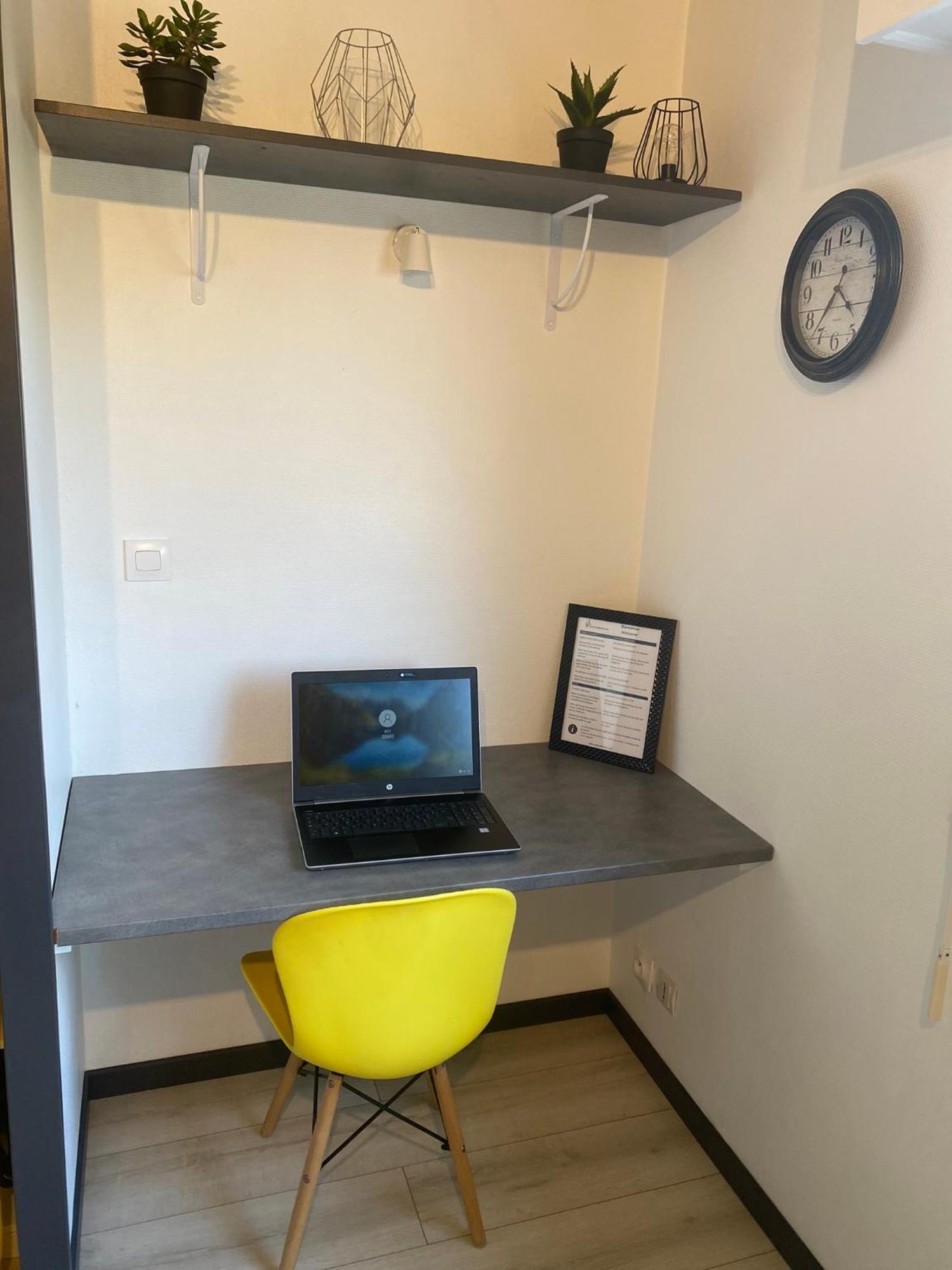 Le Delta - Centre Chu - Parking Prive - Netflix Appartement *
